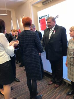 47109567_572992146464175_5553057062033817600_n-768x1024