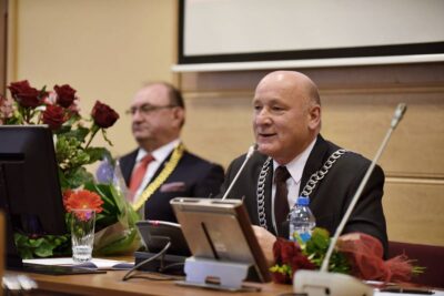 Przewodniczący Rady Miasta Oleśnicy odwołuje sesję
