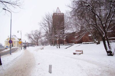 Obejrzyjcie miasto pod śniegiem w obiektywie Wiesława Mazurkiewicza