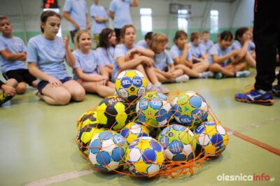 Zajęcia piłki ręcznej dla najmłodszych mieszkańców Oleśnicy