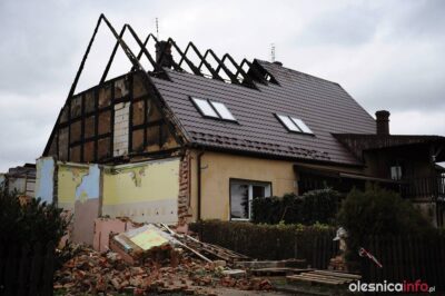 Rodzina ze Smolnej potrzebuje wsparcia przy odbudowie domu