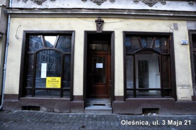 W obu wynajętych lokalach ruszy sprzedaż telefonów