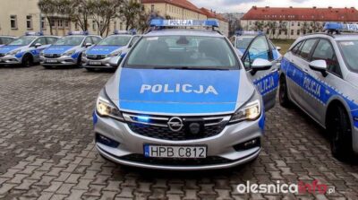 Pięć radiowozów trafi do powiatowej policji. Aż trzy pozostaną na terenie Oleśnicy