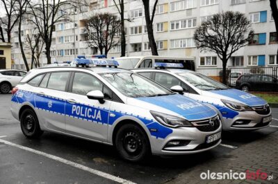 Policja przyjmuje wnioski o przyjęcia, ale tylko drogą pocztową