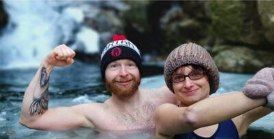 Szukając nietuzinkowych doznań spróbowała morsowania