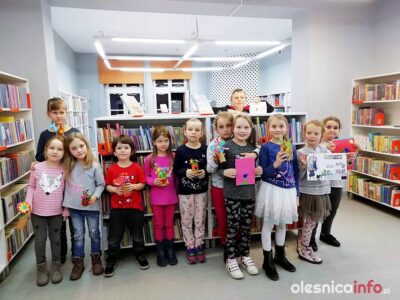 Spotkanie Klubu Książkowych Jeżyków w Bibliotece Pod Sową