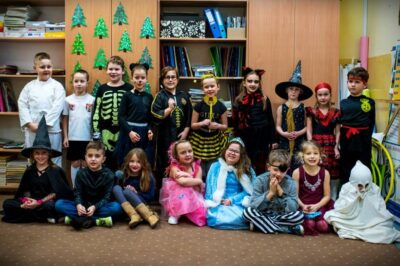 W Szkole Podstawowej nr 4 w Oleśnicy karnawał w pełni!