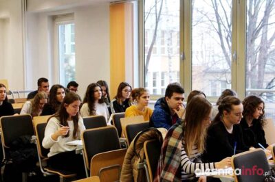 Matematyka nie taka straszna – wizyta licealistów na Politechnice Wrocławskiej