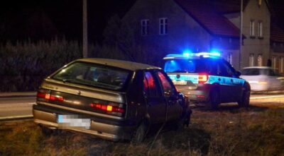 Sprawca kolizji zbiegł z miejsca zdarzenia. Mógł być nietrzeźwy