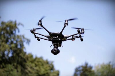 Będzie dron badający to czym palimy w piecu i wspólny transport w powiecie