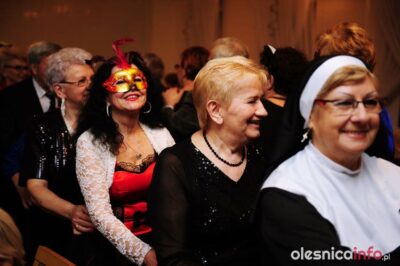 Ostatki słuchaczy Uniwersytetu Trzeciego Wieku