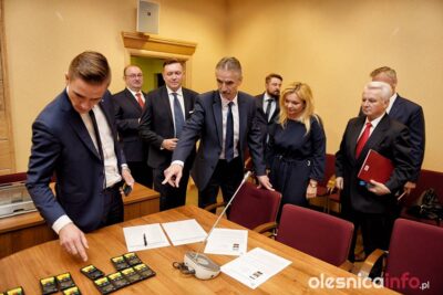 Sprawdź oświadczenia majątkowe oleśnickich radnych
