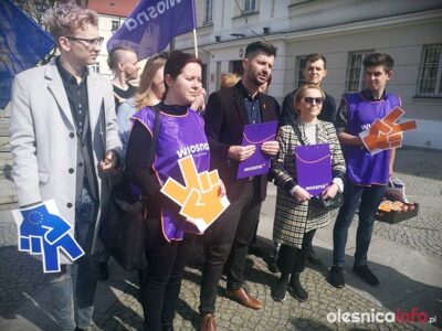 Kandydaci Wiosny Roberta Biedronia w Oleśnicy