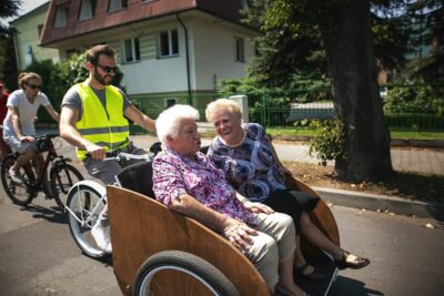 Połączyła ich pasja do rowerów. Dzisiaj tworzą oryginale riksze