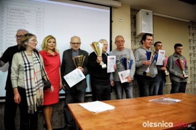 Poznaliśmy zwycięzców turnieju brydża o puchar burmistrza [ZDJĘCIA]