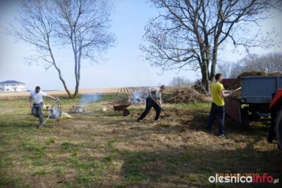 W Dobrzeniu kontynuują wiosenne porządki
