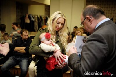 Burmistrz przywitał nowych mieszkańców Oleśnicy