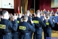 Ślubowanie nowych policjantów. Dwoje z nich trafi do jednostki w Oleśnicy