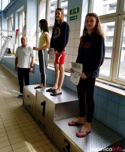 strajk_53591679_336503313662583_4542707645357752320_n