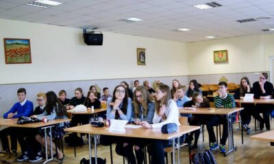 Uczniowie gminnych szkół mity greckie mają w jednym paluszku