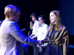 strajk_54410695_2490816087656007_2119141992037351424_o