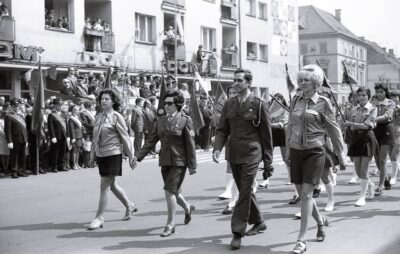 Niech się święci 1 Maja, czyli jak Oleśnica szła w pierwszomajowym pochodzie [ZDJĘCIA]