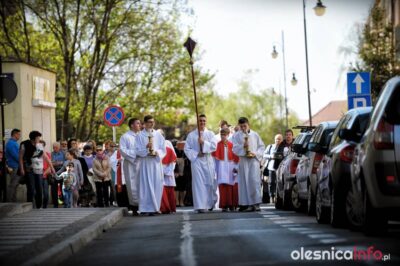 Oleśnica: Droga krzyżowa ulicami miasta [GALERIA ZDJĘĆ]
