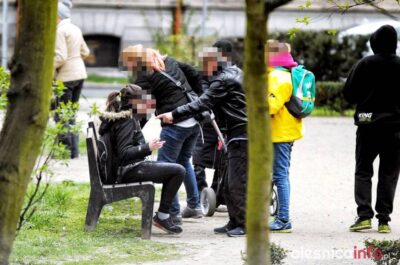 Pijane osoby koczują na ławkach. Policja: jesteśmy wyczuleni na wykroczenia uciążliwe społecznie