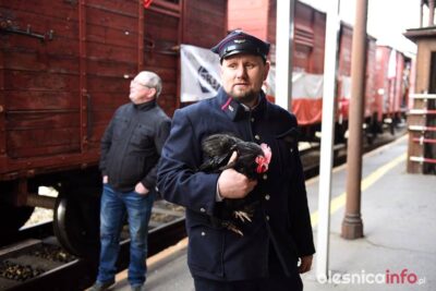 Wojewoda prosi o wyjaśnienia. Chodzi o umowę podpisaną przez radnego