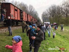 pociąg56764434_2291658511073761_1155889696375570432_n