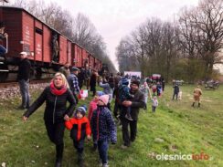 pociąg56795697_655606774875971_7471152103096844288_n