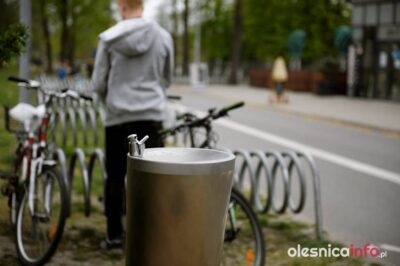 Poidełko już działa. Stanęło w pobliżu Atola