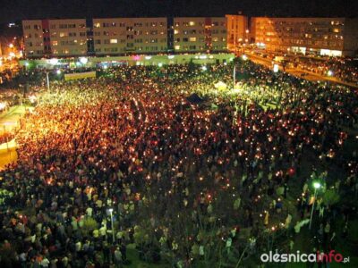 Szesnaście lat temu Oleśnica żegnała Jana Pawła II [ZDJĘCIA]