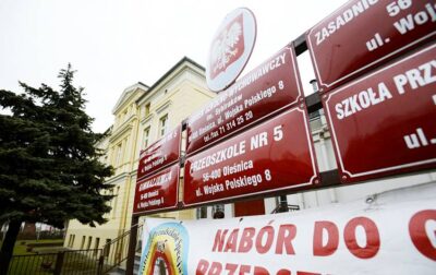 Pierwsza szkoła w Oleśnicy zakończyła strajk