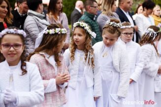 I_Komunia_swieta_SP_6_75X_7311-20190505