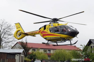 Mężczyzna spadł z drabiny. Przyleciało po niego LPR