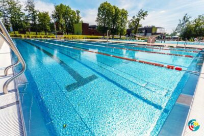 Taki był pierwszy weekend na letnim basenie w Oleśnicy