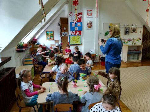 biblioteka60259093_2259354474130179_1530518016905707520_o-20190515