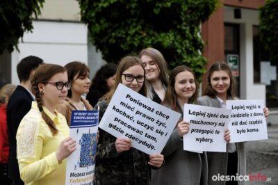 Licealiści przekonywali, że warto głosować w wyborach do Parlamentu Europejskiego