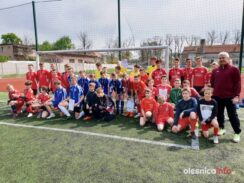 szostka60335103_2086743338118453_5466456992199475200_o-20190513