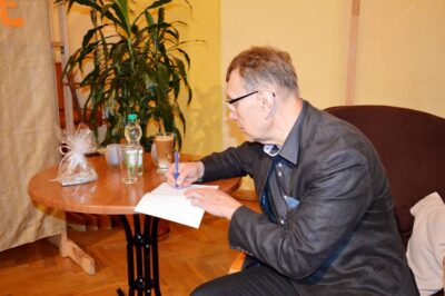 Krzysztof Szymański spotkał się z uczestnikami Warsztatu Terapii Zajęciowej