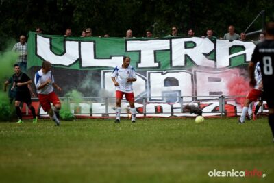 Dąb Dobroszyce świętuje awans do piłkarskiej klasy A