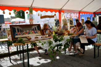 Jarmark64391536_707946099635772_8492479627980177408_o-20190616