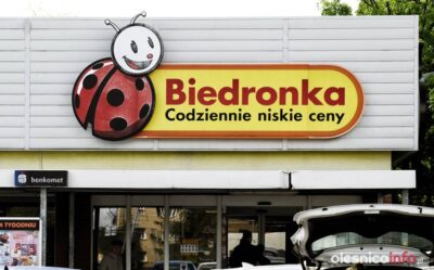 Biedronka wydłuża godziny otwarcia. Sklepy czynne do północy