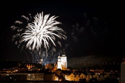 Co z zakazem przemieszczania się w Sylwestra? Policja może nakładać mandaty