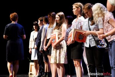 Wielka gala laureatów konkursów przedmiotowych. Podziękowania dla uczniów i nauczycieli