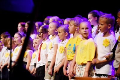 Koncert charytatywny oleśnickich uczniów dla dzieci z domowego hospicjum