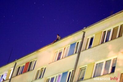 Młody mężczyzna chciał skoczyć z budynku przy ul. Żeromskiego [AKTUALIZACJA]