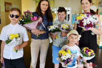 szkoły_koniec roku75X_7371