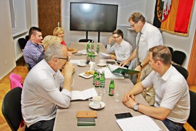 Kolejne rozmowy w sprawie transportu autobusowego w powiecie